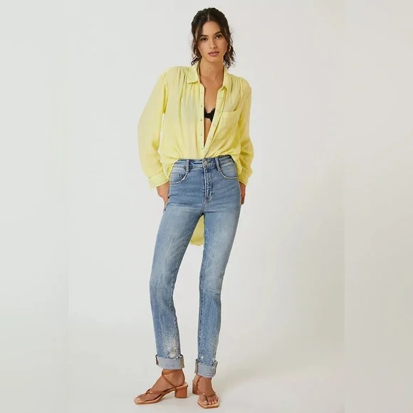 Pilcro The Cigarette Slim Straight Jeans in Distressed Light Wash, 34/18 - Picture 2 of 14